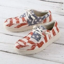 Ariat Distressed Flag Hilo Shoes