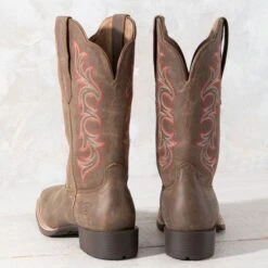 Ariat Hybrid Rancher Stretchfit Boots -Western Cowboy Equipment Shop 10042385 heel