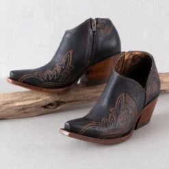 Ariat Cash Black Jolene Boots