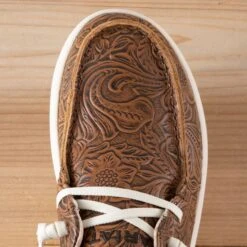 Ariat Brown Floral Embossed Hilos -Western Cowboy Equipment Shop 10042508 toe