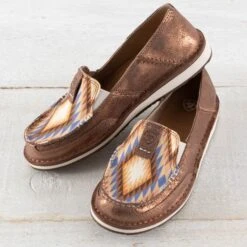 Ariat Metallic Aztec Blanket Cruiser