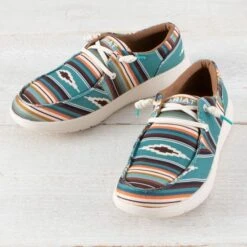 Ariat Turquoise Serape Hilo
