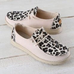 Hey Dude Wendy Funk Leo Safari