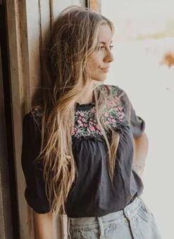 Amelia Navy Floral Top -Western Cowboy Equipment Shop 25310 infl 3