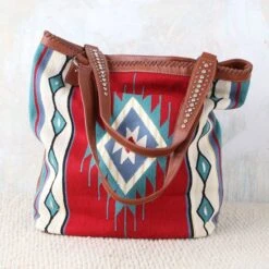 Aztec Saddle Blanket Concealed Carry Tote 11 Aztec Saddle Blanket Concealed Carry Tote -Western Cowboy Equipment Shop 70478 alt