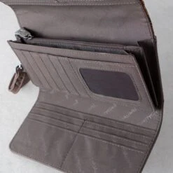 Trinity Ranch Brown Cowhide Floral Tooled Wallet 10 Trinity Ranch Brown Cowhide Floral Tooled Wallet -Western Cowboy Equipment Shop 849965 int2 A