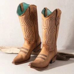 Corral Shedron Embroidery Snip Toe Boots