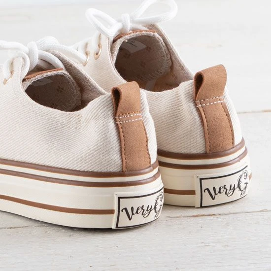 Country Grace White Countryside Sneaker 6 Country Grace White Countryside Sneaker - Image 4