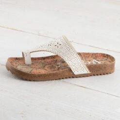 Country Grace Cream Daisy Sandals -Western Cowboy Equipment Shop CG0272 side A