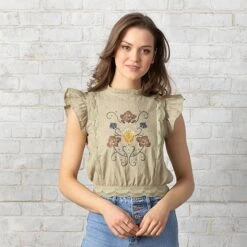 Country Grace Graced In Floral Top