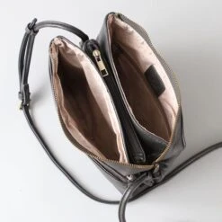 Country Grace Liv Grey Crossbody -Western Cowboy Equipment Shop CG1107 int