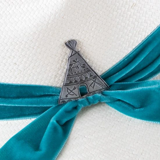 Charlie 1 Horse Old Apache 4 Charlie 1 Horse Old Apache - Image 2