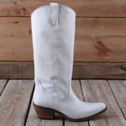 Dingo Ladies' Bonanza White Boots 10 Dingo Ladies' Bonanza White Boots -Western Cowboy Equipment Shop DI257 side