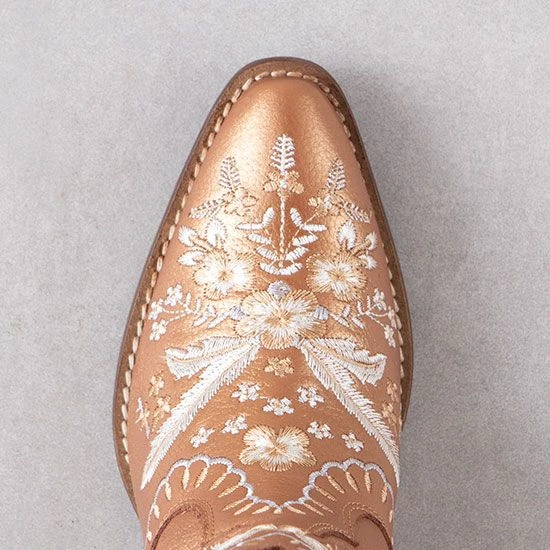 Dingo Bronze Primrose Boots 6 Dingo Bronze Primrose Boots - Image 4