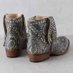Dingo Clementine Grey Snake Print Boots -Western Cowboy Equipment Shop DI866 heel