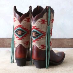 Laredo Aztec Fabric Boots -Western Cowboy Equipment Shop L52375 heel
