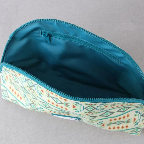 Hooey Large Aztec Make Up Bag 5 Hooey Large Aztec Make Up Bag - Image 3