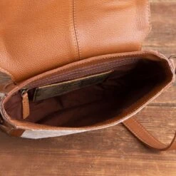 Chaithra Hand Tooled Bag -Western Cowboy Equipment Shop S7062 int A