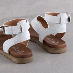 Very G White Steffy Sandals -Western Cowboy Equipment Shop VGSA0240WH heel A