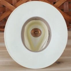 Charlie 1 Horse Fiesta -Western Cowboy Equipment Shop csfsta int